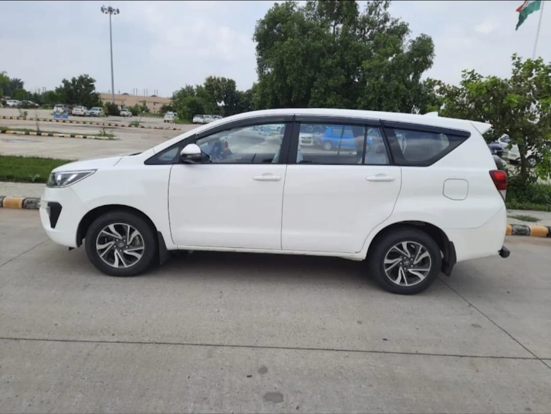 Innova Crysta